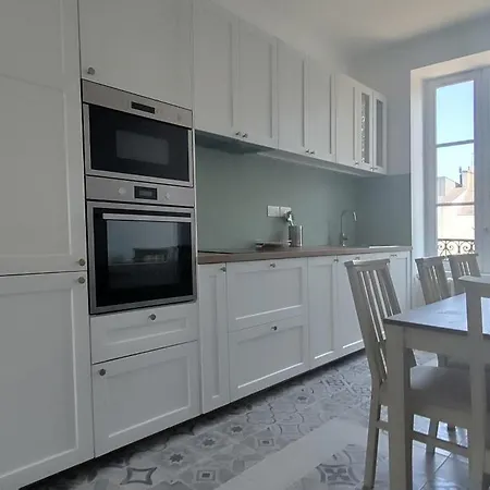 Cosy Front De Appartement