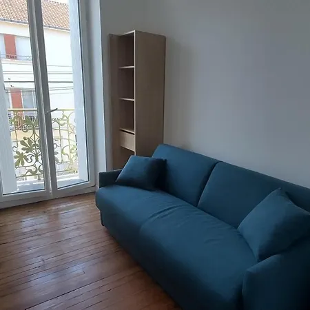 Cosy Front De *